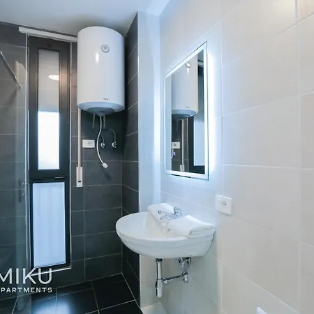 Apartment Miku - Glamorous 1bedroom At Olympic