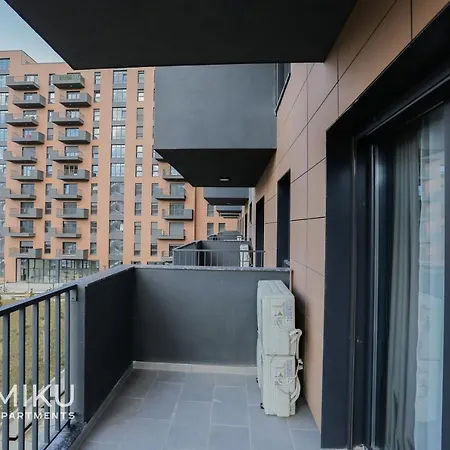 Appartamento Miku - Glamorous 1bedroom At Olympic